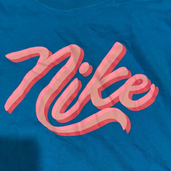 Nike t shirt youth large - Picture 2 of 4
